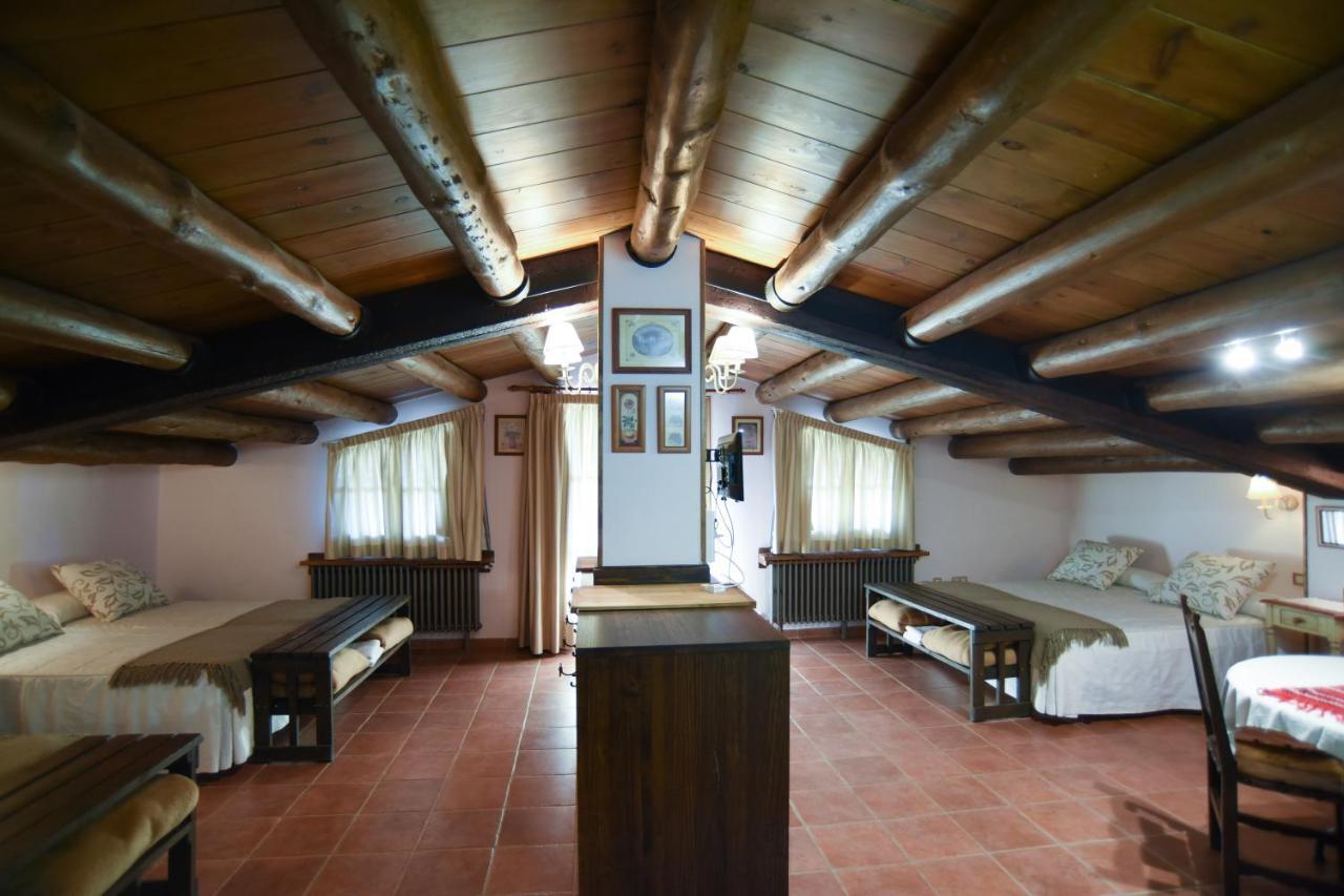 Gasthaus Turisme Rural Mas Isoles Ripoll Exterior foto